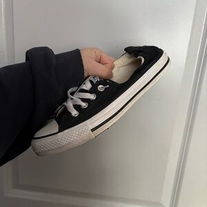 Converse Women’s 8 Black Canvas Shoreline Sneakers